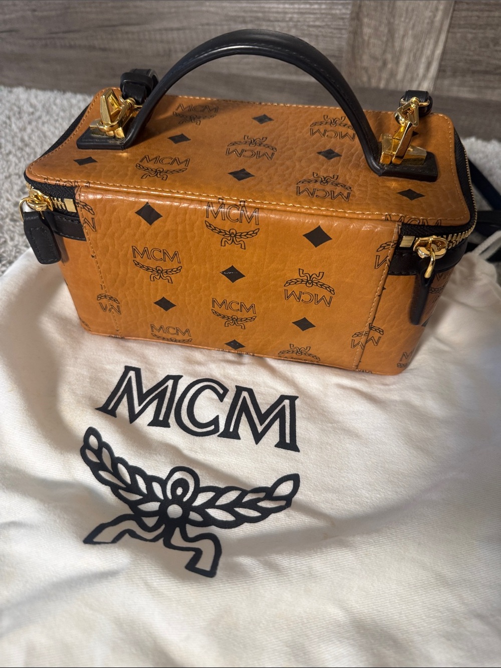 MCM Cognac Visetos Vanity Case with Black Trim and Gold Hardware - Picture 7 of 9